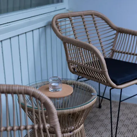 Apartment Relaxed Escape With Free Parking And A Game Corner *