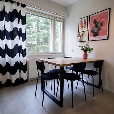 Relaxed Escape With Free Parking And A Game Corner Apartment