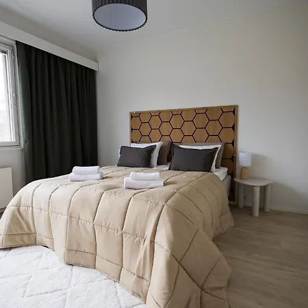 Relaxed Escape With Free Parking And A Game Corner Apartment