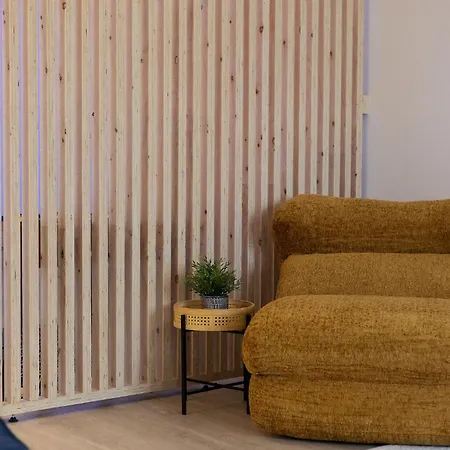 Relaxed Escape With Free Parking And A Game Corner Apartment