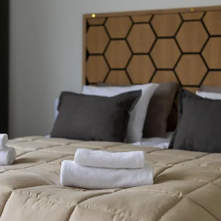 Relaxed Escape With Free Parking And A Game Corner Apartment